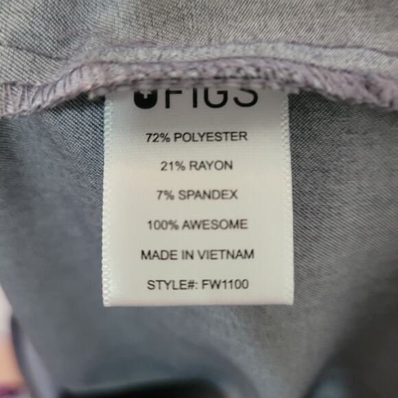 FIGS Size XS	Casma Three-Pocket Scrub Top Graphite Gray Dr Nurse RN Hospital - Picture 9 of 9